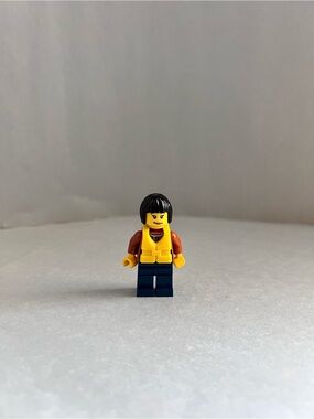 LEGO Jungle Exploration Female with Life Jacket Minifigure